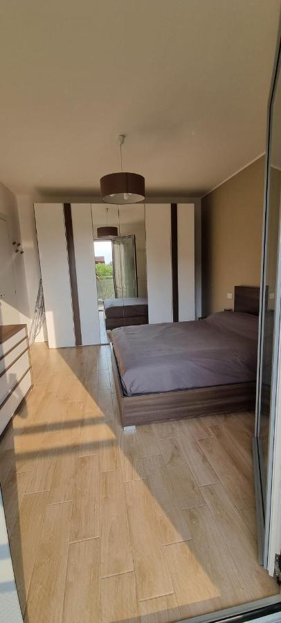 La Maison De Florina Милано Екстериор снимка