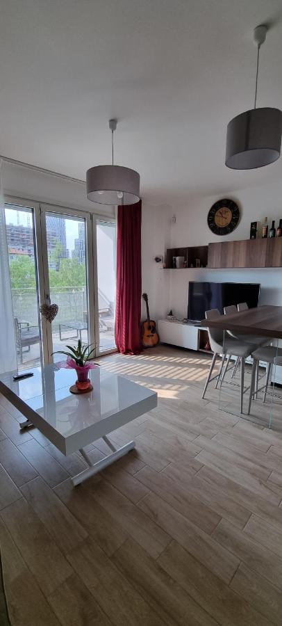 La Maison De Florina Милано Екстериор снимка